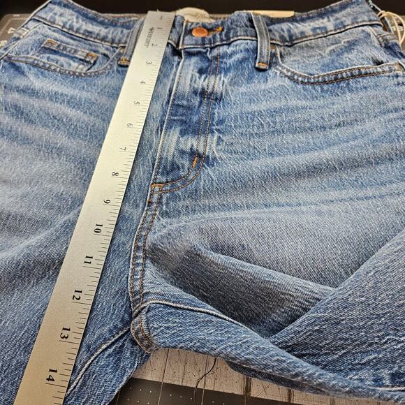 Universal Thread Vintage Straight Jeans Womens Size 8R Medium Wash Denim Retro - Picture 9 of 11